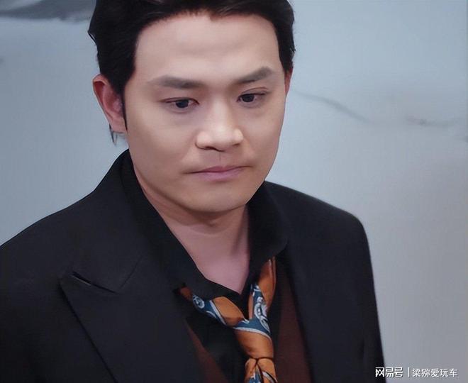 与刘晓庆同居6年今38岁交不起租相亲被拒崩溃(图13)